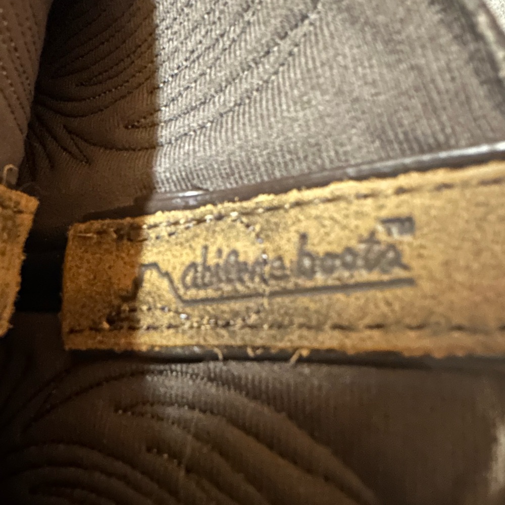 Ariat Dark Brown Leather Boots